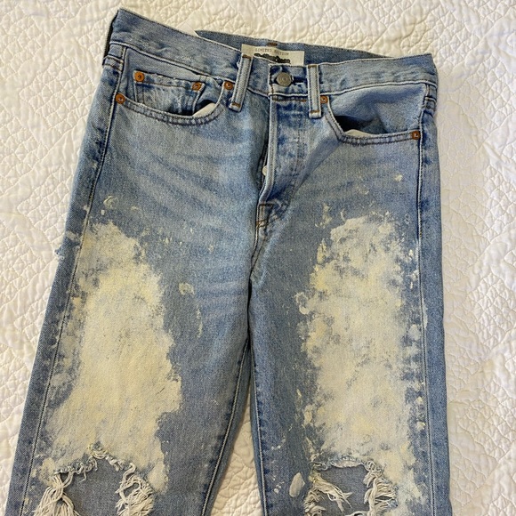 ICONIC Levi’s Jeans with Slit - Picture 5 of 9